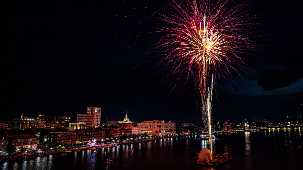 Fireworks light up Savannah's Waterfront